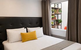 Hotel Metro 26
